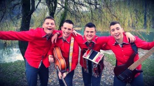 988832_619334744790274_1008373461_n